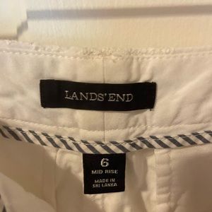Lands’ End white eyelet Bermuda shorts size 6